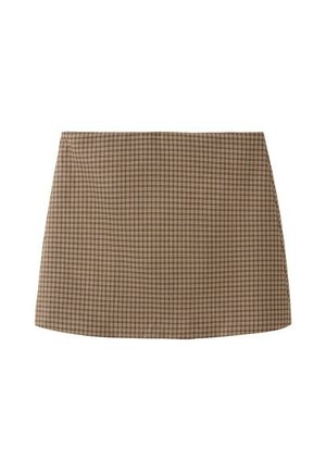 Minifalda de línea A a cuadros marrón y beige con un patrón de cuadrícula sutil, frente plano y dobladillo recto.