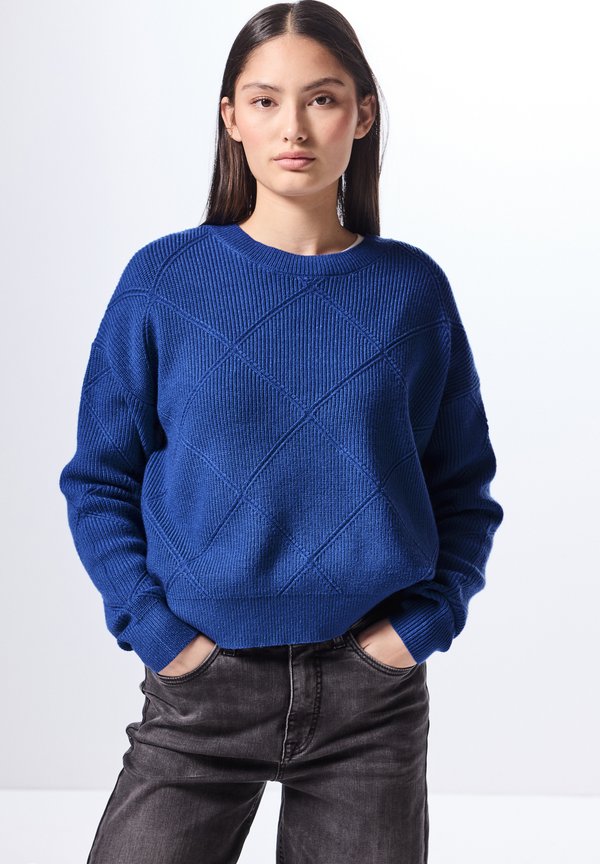 MIT STRUKTURMUSTER - Strickpullover - blau