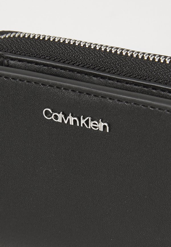 MUST MEDIUM ZIP AROUND WALLET - Wallet4