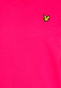 Lyle & Scott CREW NECK - Felpa - electric pink