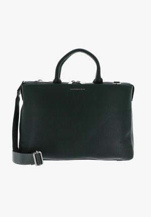 Sac à main en cuir vert avec une finition texturée, deux poignées supérieures, une bandoulière détachable et des accents en métal argenté. Design élégant et structuré.