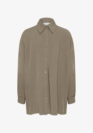 Camicia beige a maniche lunghe con colletto, caratterizzata da una chiusura frontale con bottoni, una texture morbida e un design dalla vestibilità rilassata.