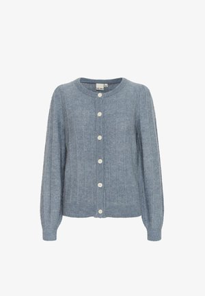 Mėlynas raukšlėtas kardiganas su apvalia iškirpte, ilgomis rankovėmis ir penkiais baltais mygtukais priekyje. Minkšta tekstūra ir laisvas siluetas.