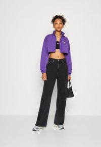 Tommy Jeans Corta-vento - college purple