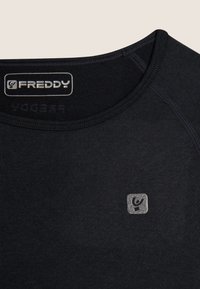 Freddy SEAMLESS SPORT - Pitkähihainen paita - nero used