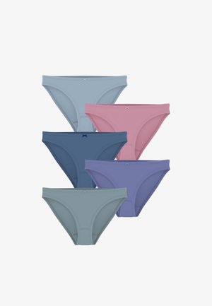 Cinq culottes bikini pour femmes dans des tons pastel et atténués de bleu, rose et gris, chacune avec un petit nœud sur la ceinture.