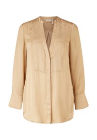 Blouse en satin beige avec un col mandarin, une ouverture en V et des manches longues dotées de poignets à bouton. Texture lisse et coupe ajustée.