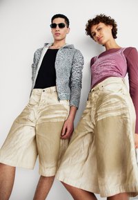 Jaded London SAND OIL WASH JORTS UNISEX - Τζιν σορτς - sand