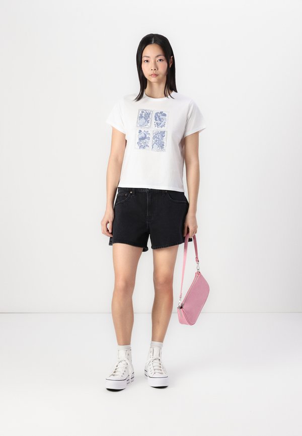 Short-Sleeve Fruit Stamp Graphic Skimming Tee - Print T-shirt4