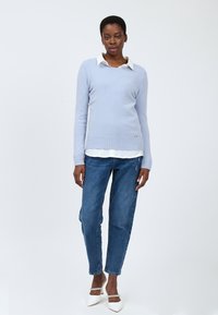 INFLUENCER CREW-NECK - Maglione - iceberg