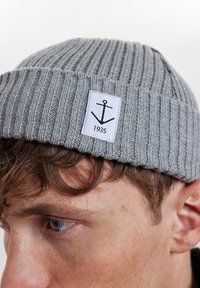 Resteröds Beanie - grey