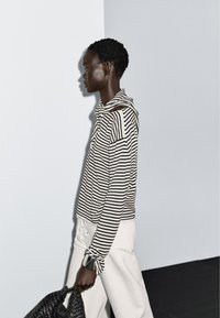 Massimo Dutti - Sweter