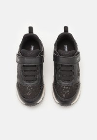 Geox FASTICS - Chaussures premiers pas - black