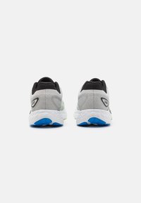 New Balance FRESH FOAM 680 V8 - Løbesko til landevejen - grey matter
