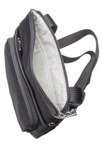 Borsa nera in nylon con scomparti multipli con zip, spallacci regolabili e una fodera interna liscia con un delicato motivo a logo.