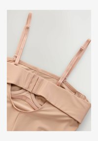 Selezionato, praline nude