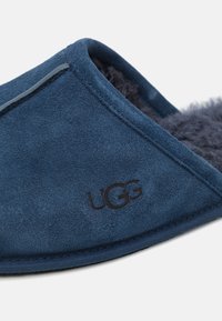 UGG SCUFF - Pantuflas - deep ocean