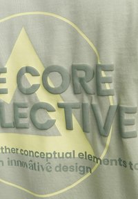 Jack & Jones GEDRUCKT RUNDHALS - Marškinėliai su spaudiniu - desert sage