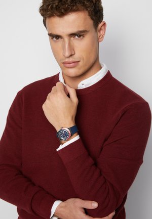 Q TIMEX® - Horloge - silver-coloured/blue/red