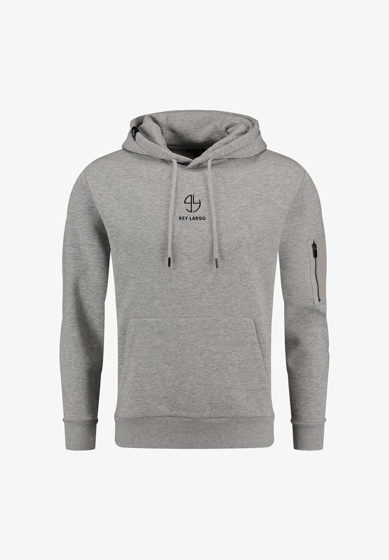 Felpa grigia con cappuccio, dotata di tasca a marsupio e cordoncini. Presenta un piccolo logo nero sul petto e una tasca con zip sulla manica sinistra.