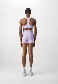 Nike Performance ONE SHORT - Tights - lilac bloom/white