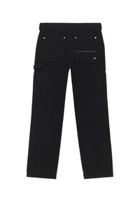 Pantaloni cargo neri realizzati in un tessuto dalla texture liscia. Presentano diverse tasche, passanti per cintura e dettagli in metallo.