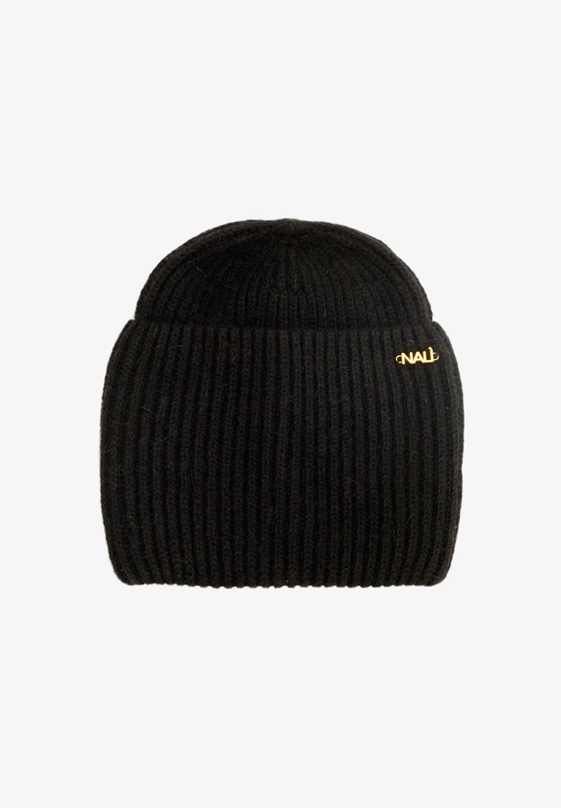 Cappello beanie nero lavorato a maglia con texture a coste. Presenta un piccolo accento del logo dorato sul lato, una parte superiore arrotondata e una vestibilità aderente.