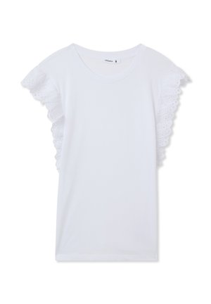 T-shirt bianco con scollatura rotonda e maniche corte. Presenta frange di pizzo testurizzato lungo le maniche, che aggiungono dettaglio e dimensione.