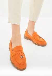 Cesare Gaspari FLAT  - Instappers - orange