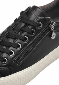 s.Oliver Sneakers basse - black
