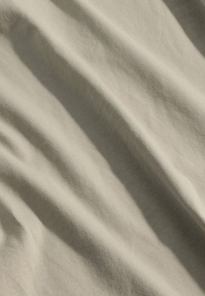Main image 6, Enlarge