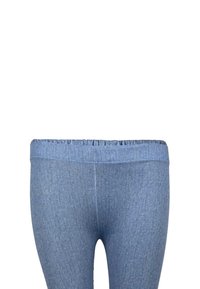 Leggings de mezclilla con cinturilla elástica, en color azul claro, de corte ajustado y con una textura suave sin costuras ni bolsillos visibles.