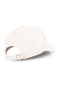 Gorra de béisbol de un color beige claro con visera curvada, material de tela, logotipo bordado en la parte posterior y cierre de correa metálica ajustable.
