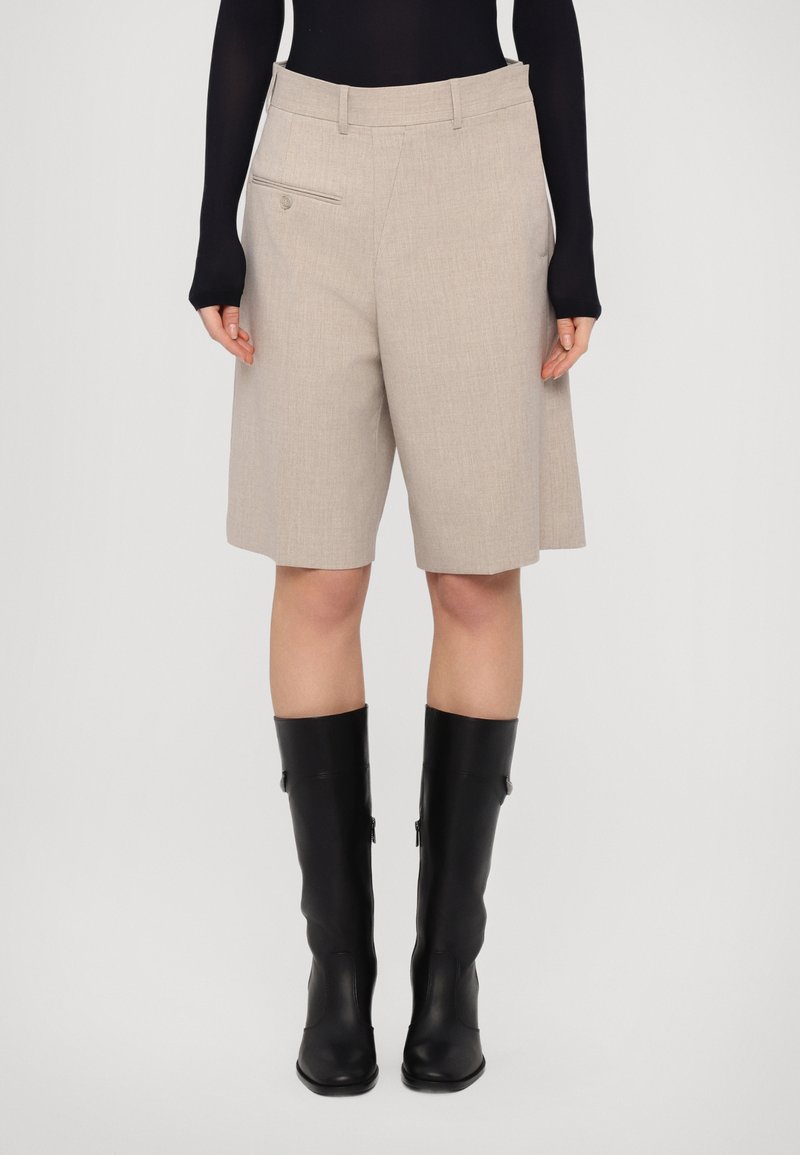MM6 Maison Margiela Šorti - taupe