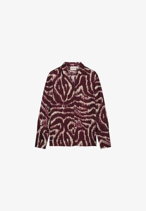 Langsleeve shirt in bordeaux met een crèmekleurig abstract patroon. Voorzien van een kraag en een volledige knopenlijst aan de voorkant. Glad materiaal met een ontspannen pasvorm.