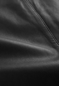 Next REGULAR FIT - Leren rok - black