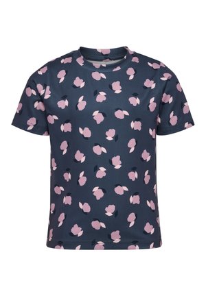 Marineblå t-shirt med korte ærmer med lyserødt blomsterprint over det hele og rund halsudskæring.