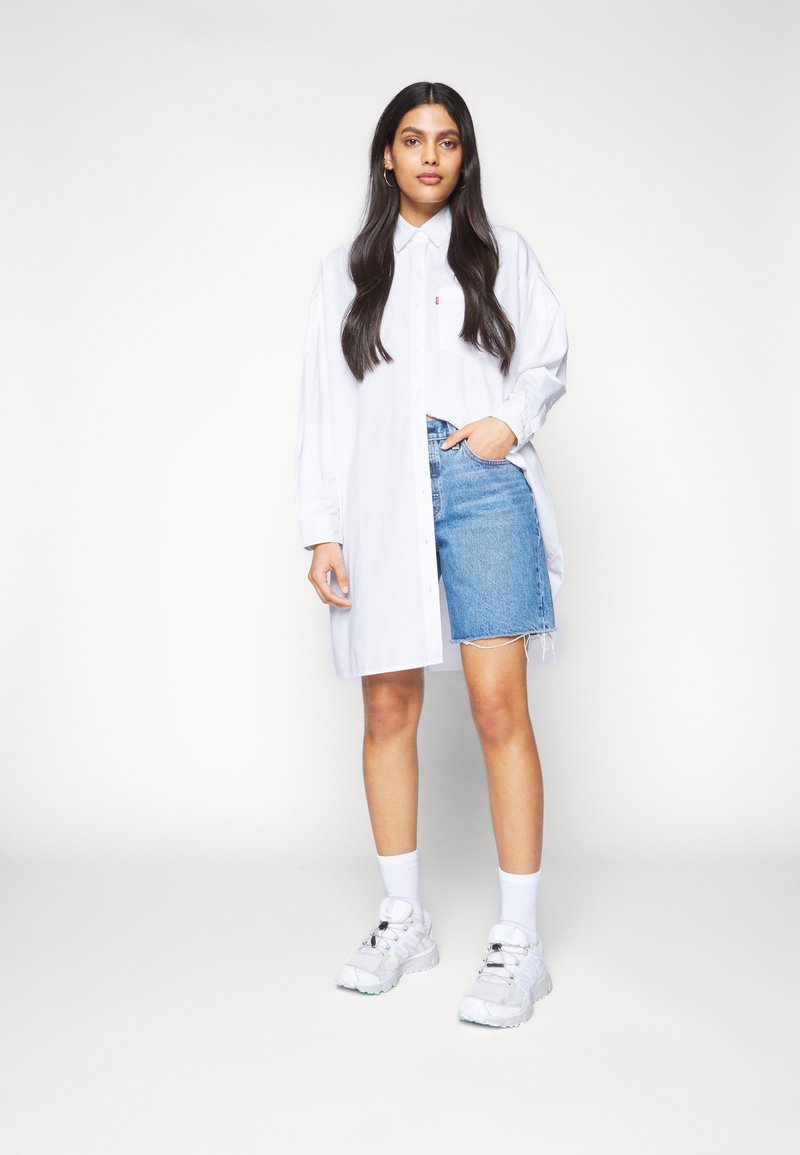 Damen Freizeitkleider | Levi's® SAMARA DRESS Freizeitkleid bright white/weiß - FO19567 Damen Freizeitkleider | Levi's® SAMARA DRESS Freizeitkleid bright white/weiß - FO19567