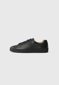 SALAS 2 - Sapatilhas - black