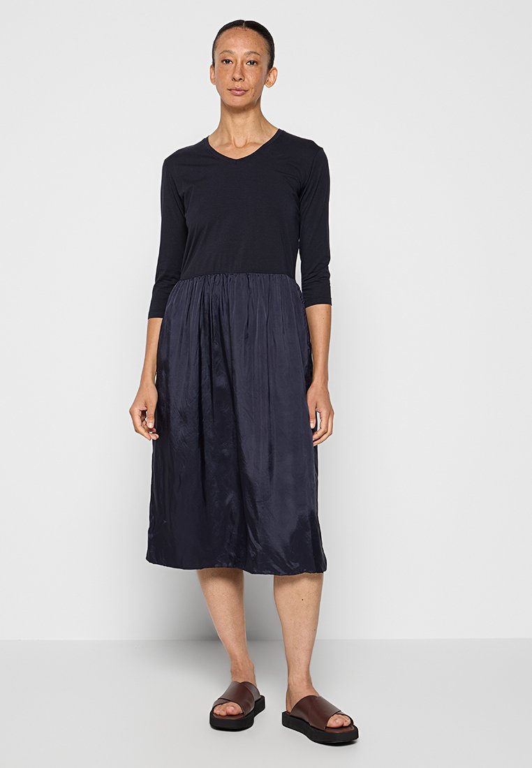 ASPESI Jurk donkerblauw ASPESI Jurk donkerblauw