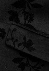 Next REGULAR FIT - FLORAL PRINT - Sakko - black