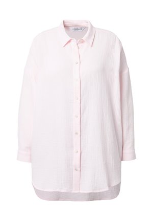 Camicia button-up rosa chiaro, realizzata in tessuto testurizzato, dotata di colletto, maniche lunghe e una vestibilità ampia con orlo curvo.