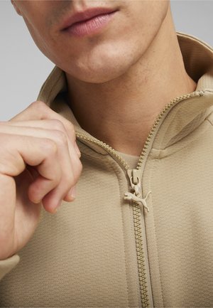 T7 - Training jacket - prairie tan