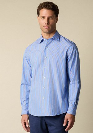 THOMAS MASON STRIPED REGULAR FIT WITH AINSLEY COLLAR - Hemd - blue