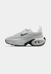 AIR MAX PORTAL - Sapatilhas - summit white/malachite/white/sail/black