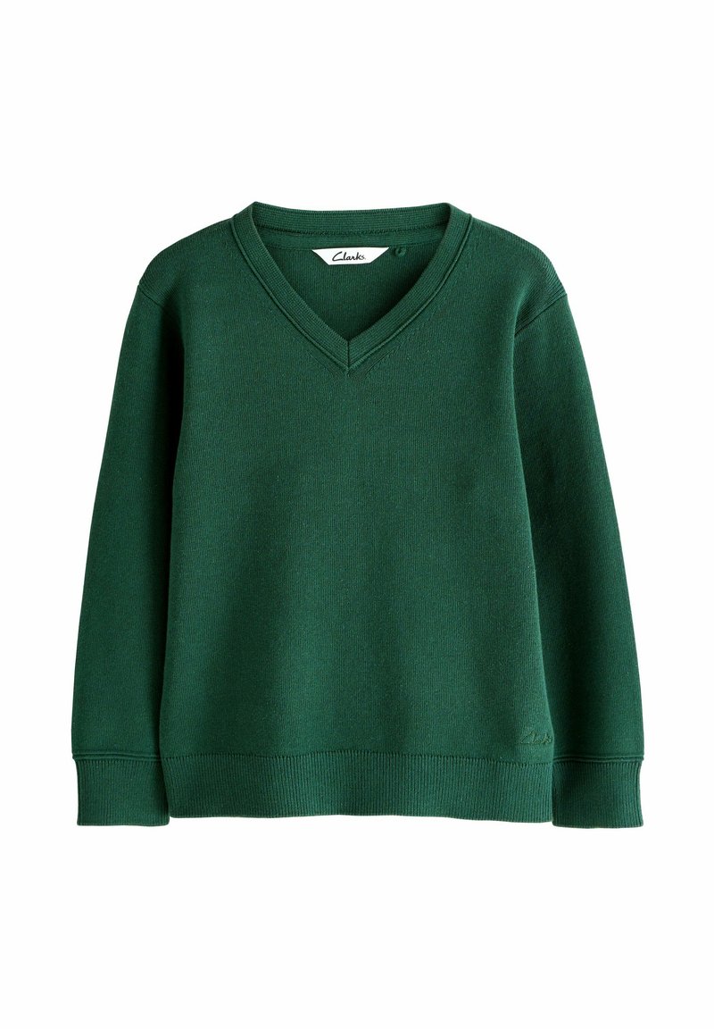 Grüner V-Ausschnitt-Pullover mit geripptem Muster, langen Ärmeln und tailliertem Saum. Das Etikett am Hals trägt die Aufschrift "Clarks." Leichtes Material.