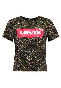 Camiseta negra con un estampado floral en varios colores, con un destacado logo rojo de Levi's en el pecho. Con manga corta y cuello redondo.