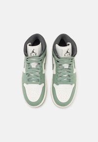 Jordan Sneaker high - sail/jade smoke/anthracite