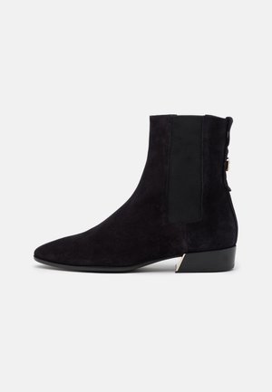 Classic ankle boots - black