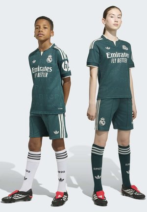 adidas Originals, REAL MADRID 26/27 AWAY SHORTS KIDS UNISEX - Ρούχα για κλαμπ - aurora ivy